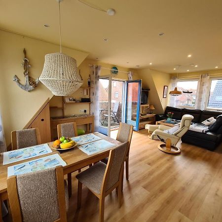 Ferienwohnung Leuchtturm Am Sandstrand Норден Екстериор снимка