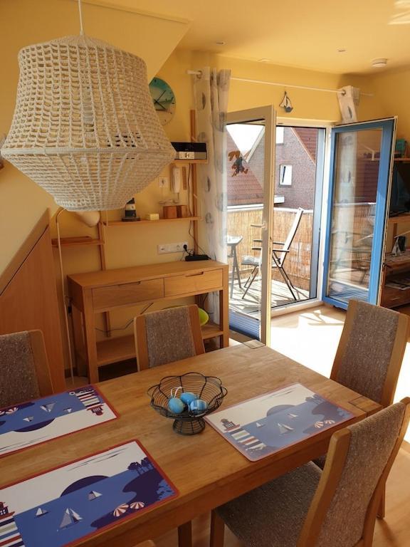 Ferienwohnung Leuchtturm Am Sandstrand Норден Екстериор снимка